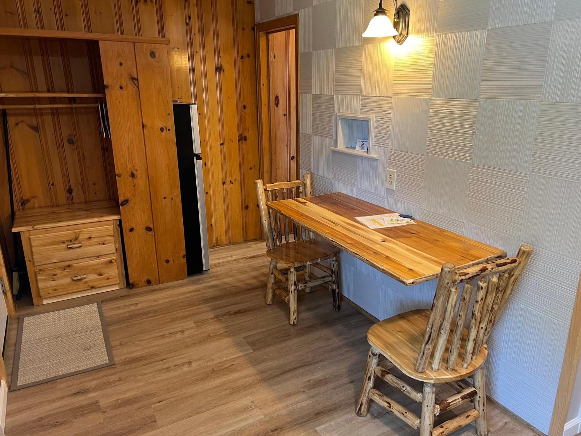 Blue Lagoon Resort Lake George Exterior foto