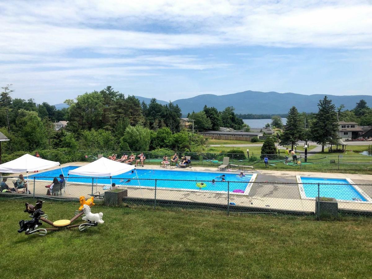Blue Lagoon Resort Lake George Exterior foto